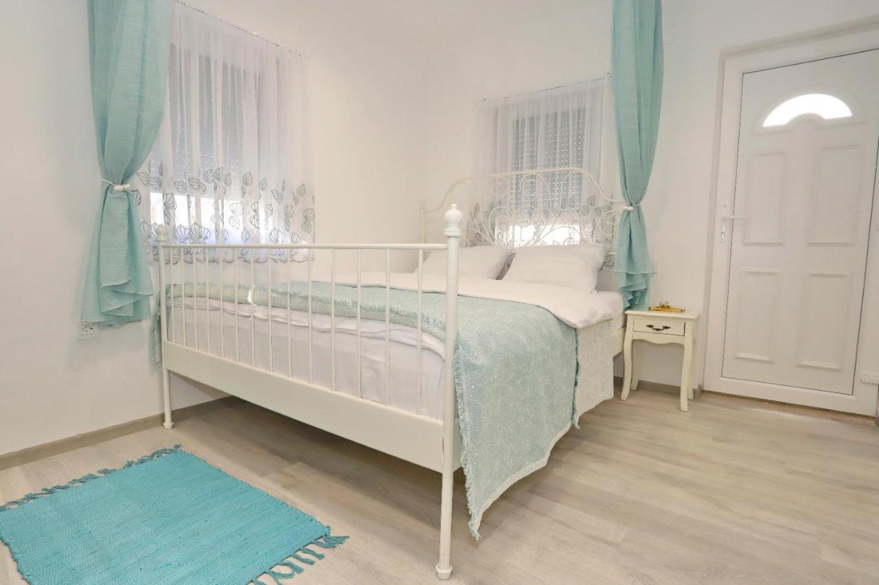 Central Luxury Apartments 오라데아 외부 사진
